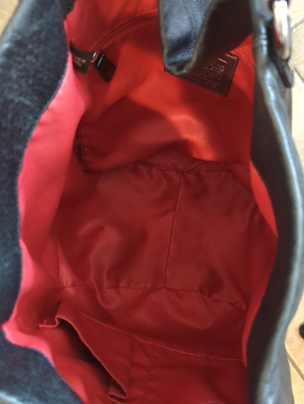 Coach Poppy Large Duffle Tote # 14565 - Picture 5 of 10